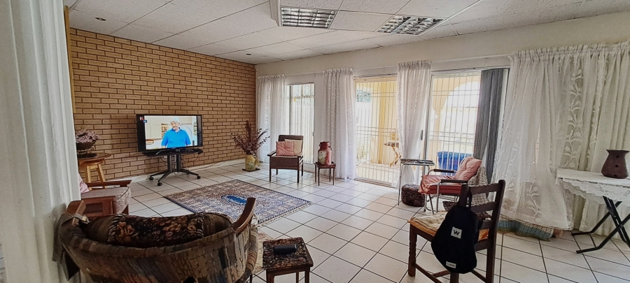 4 Bedroom Property for Sale in Protea Park North West